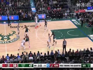 NBA常规赛开拓者VS雄鹿20251125