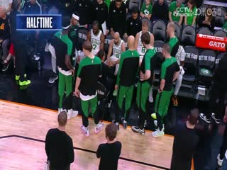 NBA常规赛黄蜂VS猛龙20250410