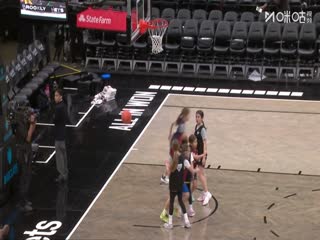 NBA常规赛雄鹿VS篮网20251215