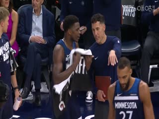 NBA季后赛湖人VS森林狼20250428