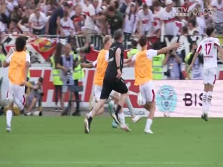 德甲联赛荷尔斯泰因基尔VS弗赖堡20250510