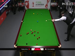 斯诺克英锦赛资格赛黄佳浩6-0伊森·卢埃林20251122